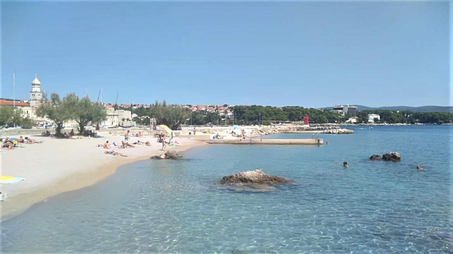 Lovely Studio Malina Close To The Beach Krk Town Exterior foto